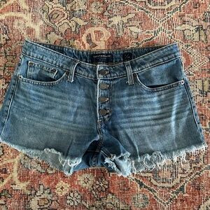 Lucky brand “the cut off” button up denim shorts, size 28